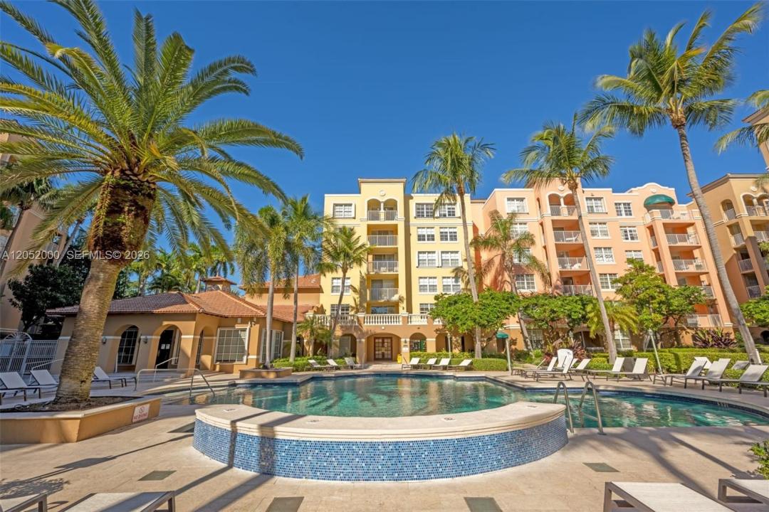 19999 E Country Club Dr 1406, Aventura, Florida 33180, Amerika Birleşik Devletleri