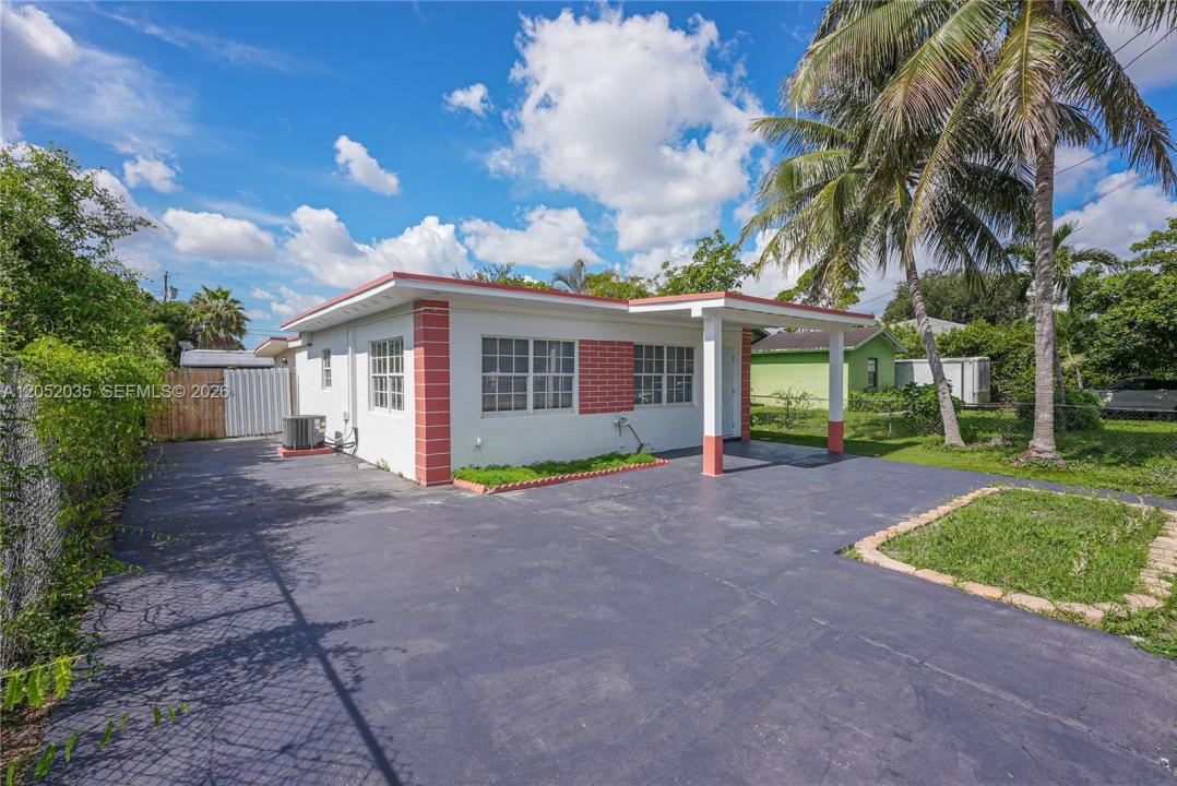 2002 NW 87th St, Miami, Florida 33147, Stati Uniti