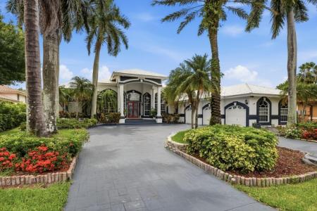 1716 NW 124th Way, Coral Springs, Florida 33071
