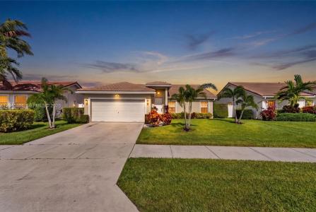 4461 NW 20th Ave, Oakland Park, Florida 33309, USA