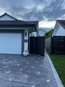 10822 SW 142nd Ct 1, Miami, Florida 33186