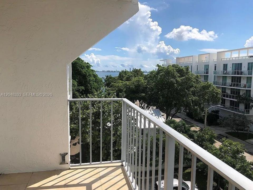 700 NE 63rd St D506, Miami, Florida 33138, Stati Uniti