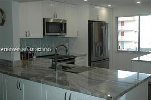 3571 Inverrary Dr 201, Lauderhill, Florida 33319, Stati Uniti