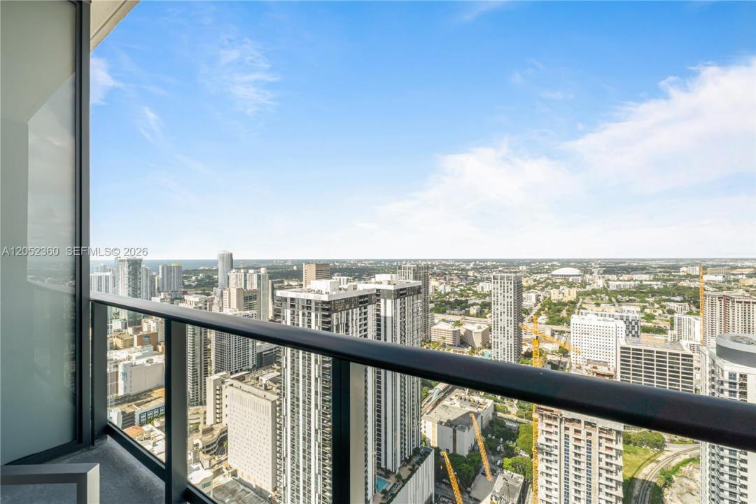 159 NE 6th St 5103, Miami, Florida 33132, Stati Uniti