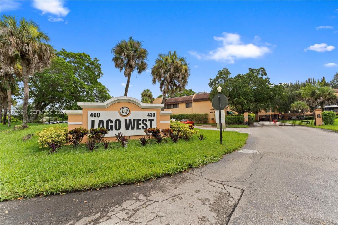 430 Commodore Dr 310, Plantation, Floride 33325, États-Unis