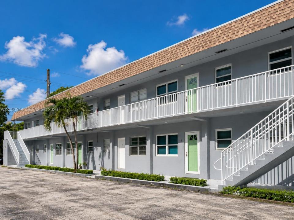 3265 Griffin Rd 205, Dania Beach, Floride 33312, États-Unis