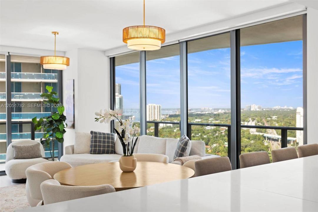 1300 S Miami Ave 2206, Miami, Florida 33130, Stati Uniti