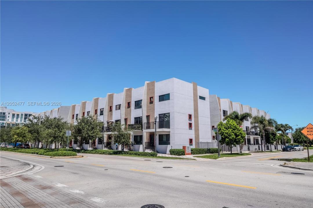 113 NE 6th St 121, Fort Lauderdale, Floride 33304, États-Unis