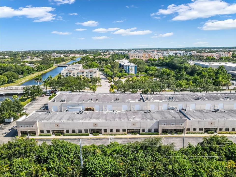 2455 Quantum Blvd, Boynton Beach, Floryda 33426, USA