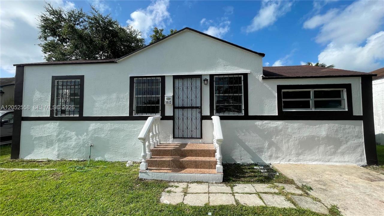 1012 NW 66th St 0, Miami, Florida 33150, Stati Uniti