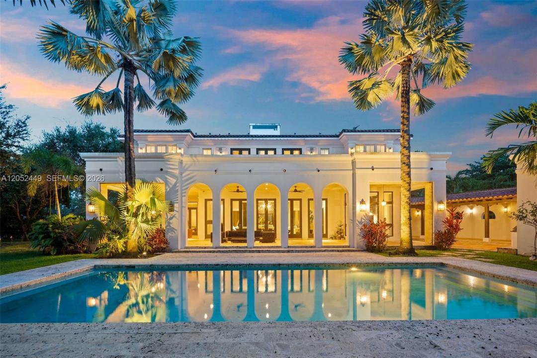 6201 Chapman Field Dr, Pinecrest, Florida 33156