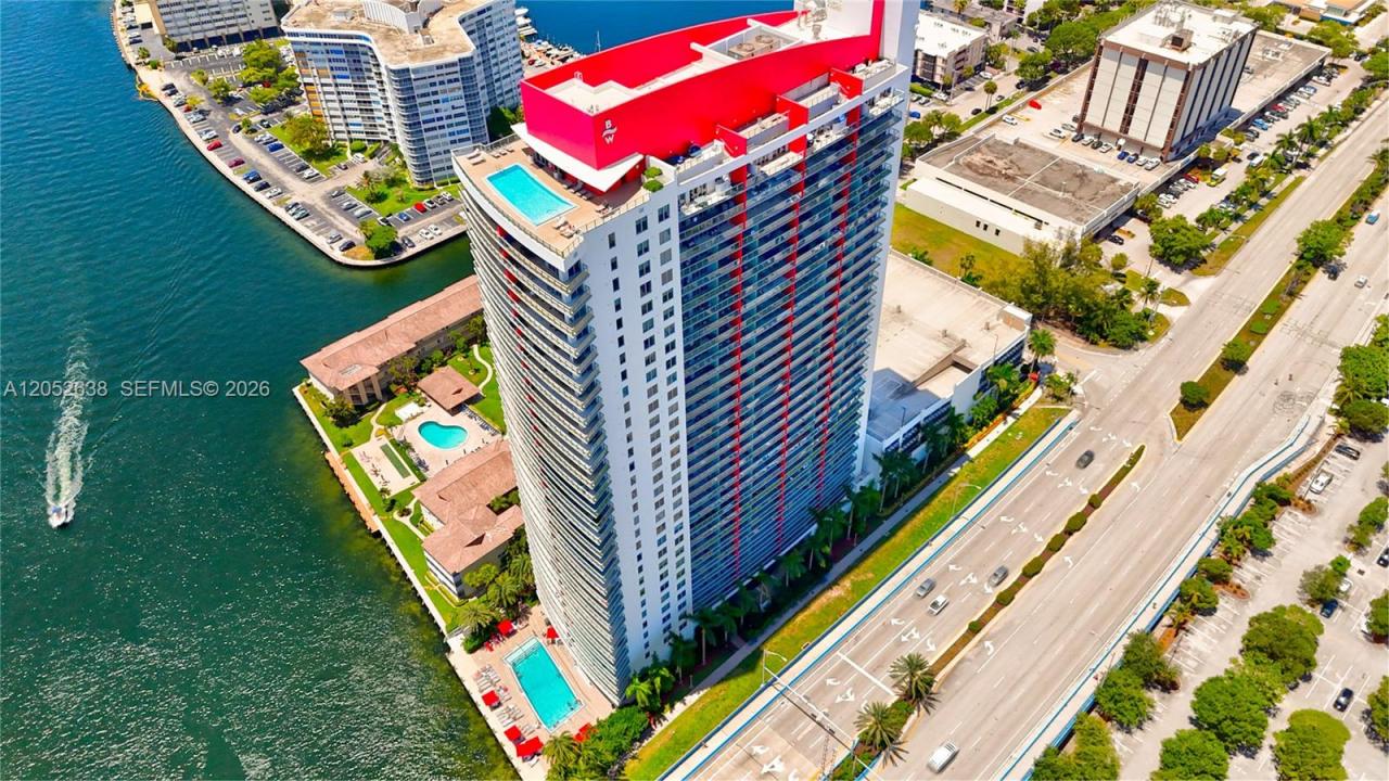 2602 E Hallandale Beach Blvd R2404, Hallandale Beach, Floride 33009, États-Unis