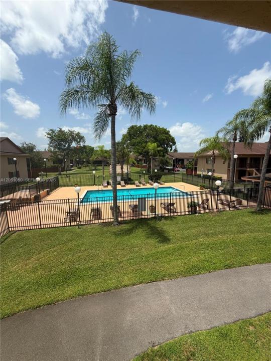 11213 SW 88th St B211, Miami, Florida 33176, USA