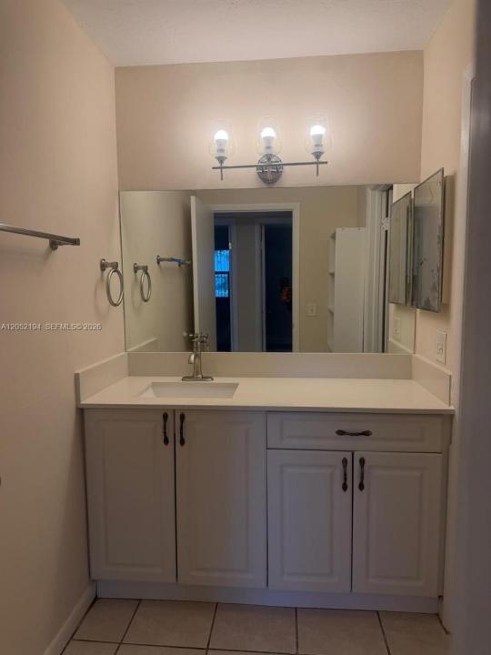 15530 SW 80th St C-110, Miami, Floride 33193, États-Unis