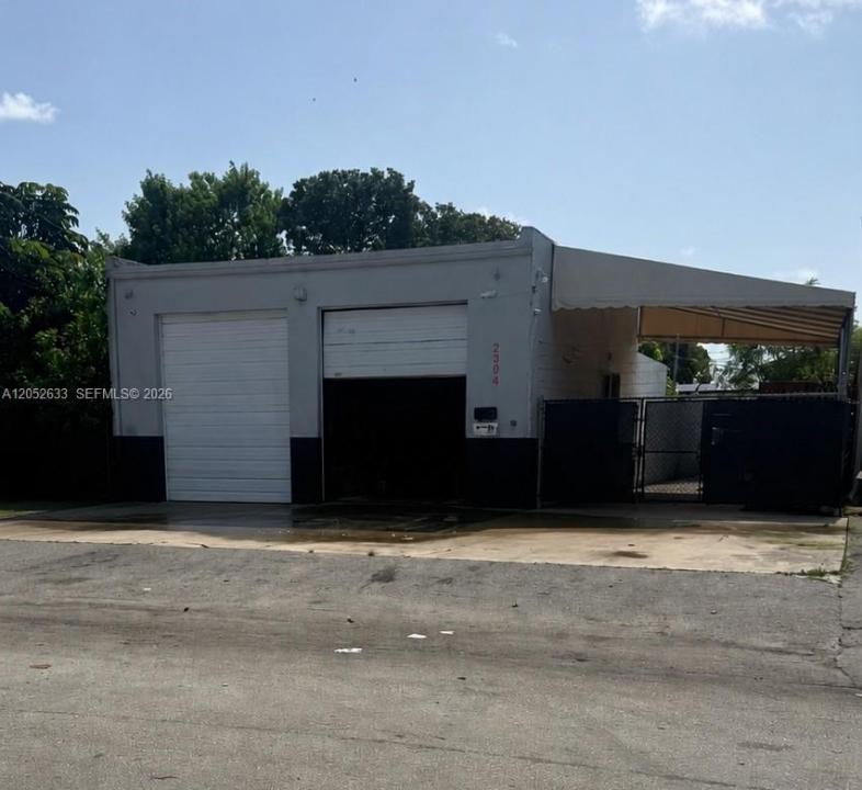 2304 SW 60th Way, Miramar, Florida 33023, USA