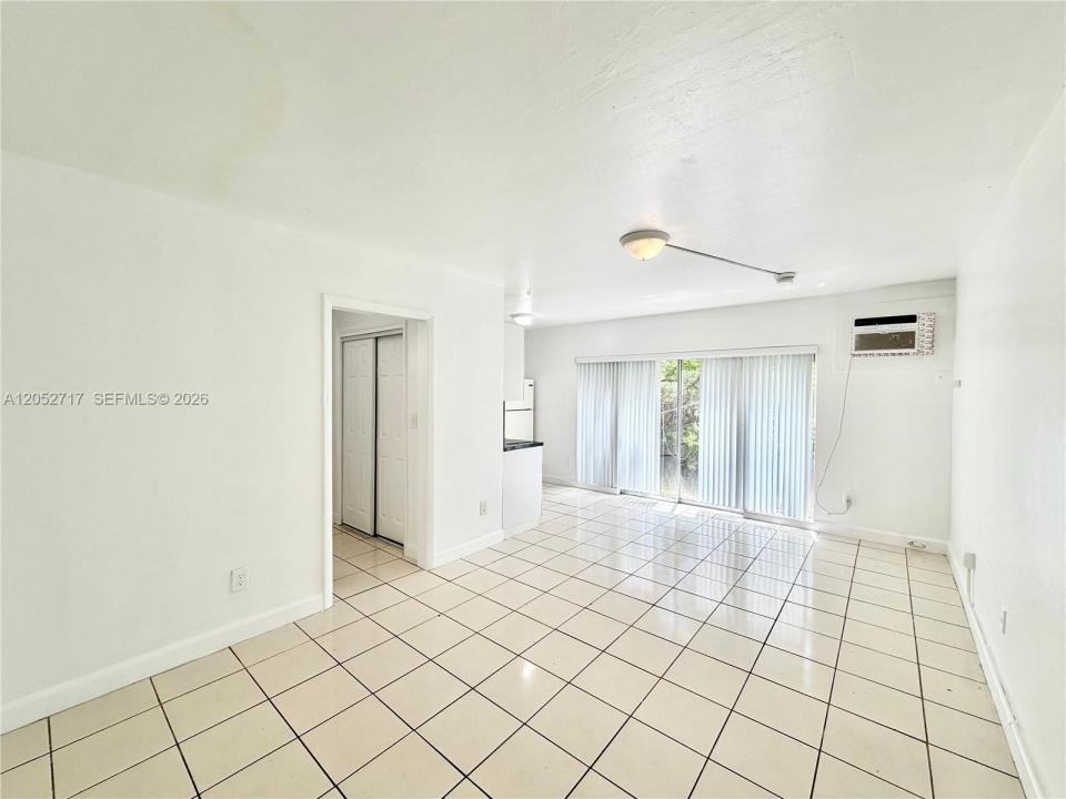 1333 NW 15th St 2, Miami, Florida 33125, USA