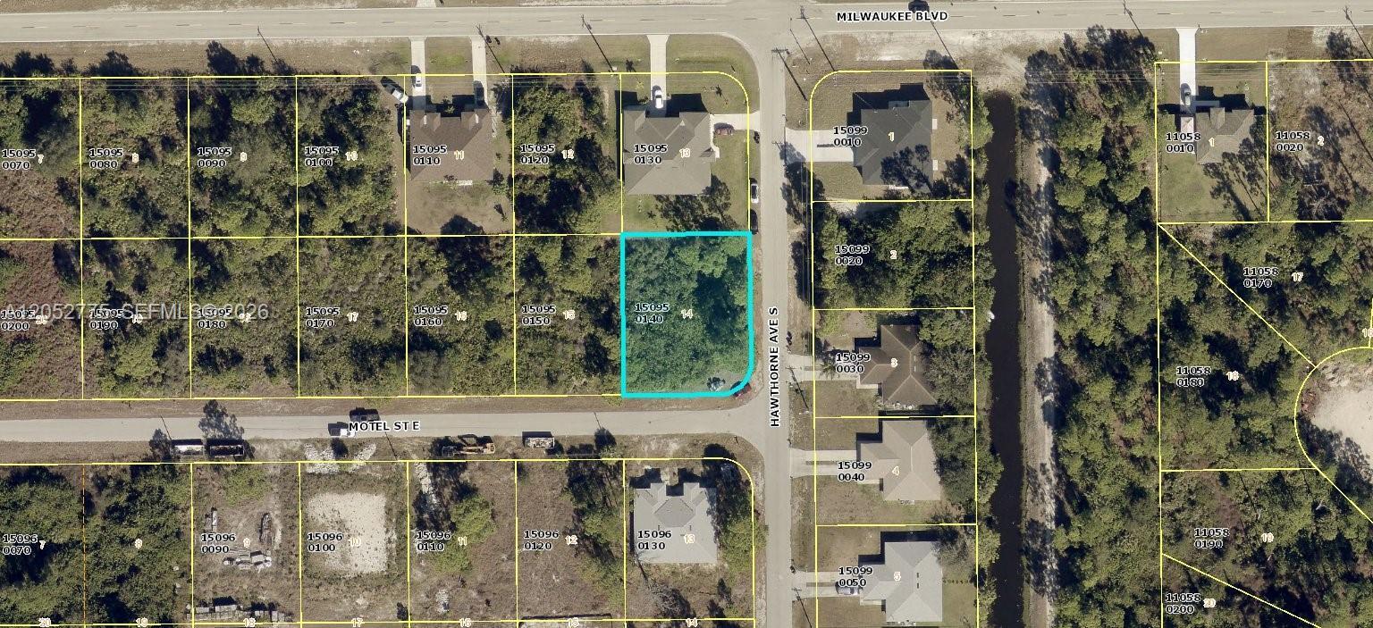 885 E Motel St., Lehigh Acres, Florida 33974, Stati Uniti