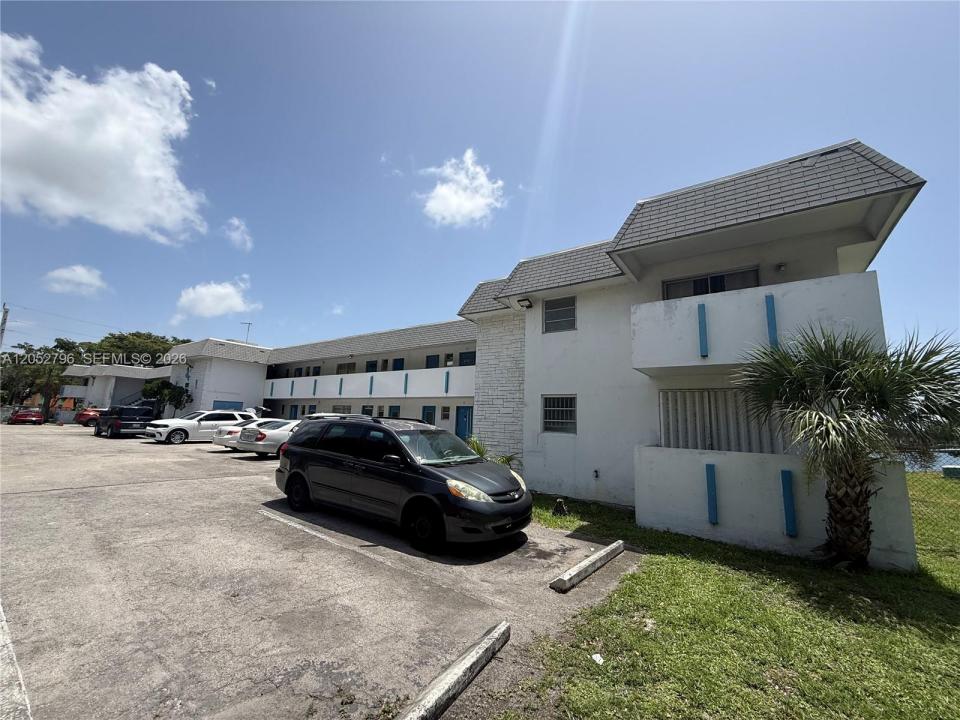 19051 NE 2nd Ave 1517, Miami, Floride 33179, États-Unis