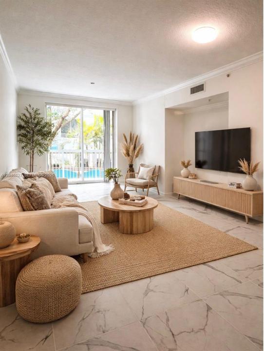 9172 Collins Ave 214, Surfside, Florida 33154, Stati Uniti