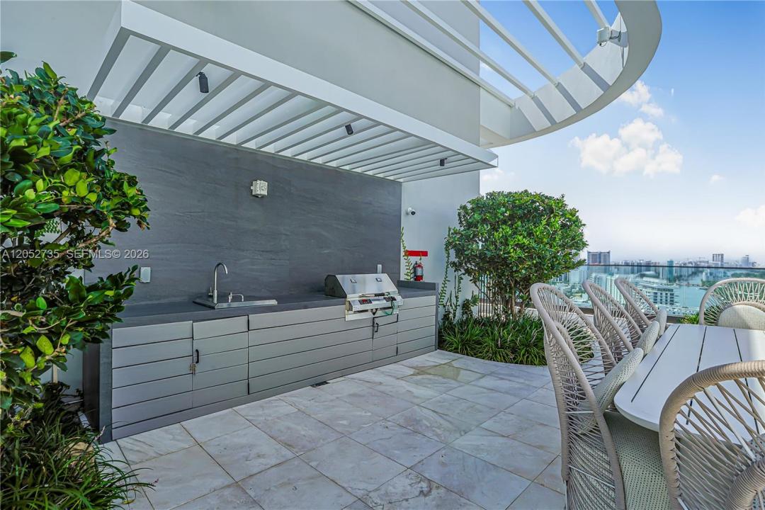 580 72nd St 1005, Miami Beach, Floride 33141, États-Unis