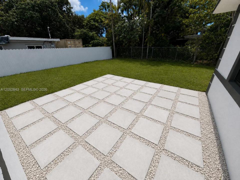 13885 NW 5th Ave, North Miami, Floride 33168, États-Unis