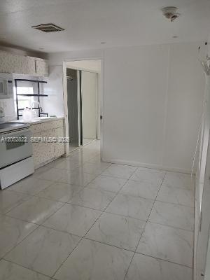13621 NE 25th Ave -, North Miami, Floride 33181, États-Unis