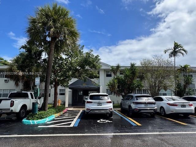 7925 West Dr 12, North Bay Village, Floride 33141, États-Unis