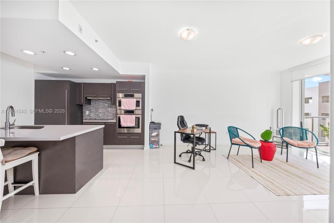 7751 NW 107th Ave 422, Doral, Floride 33178, États-Unis