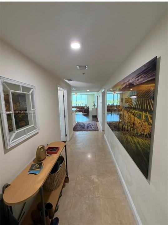 14951 Royal Oaks Ln 808, North Miami, Florida 33181, Stati Uniti