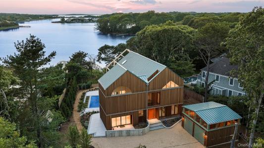 25 Bluff Point Road, East Hampton, ניו יורק 11963, ארצות הברית של אמריקה