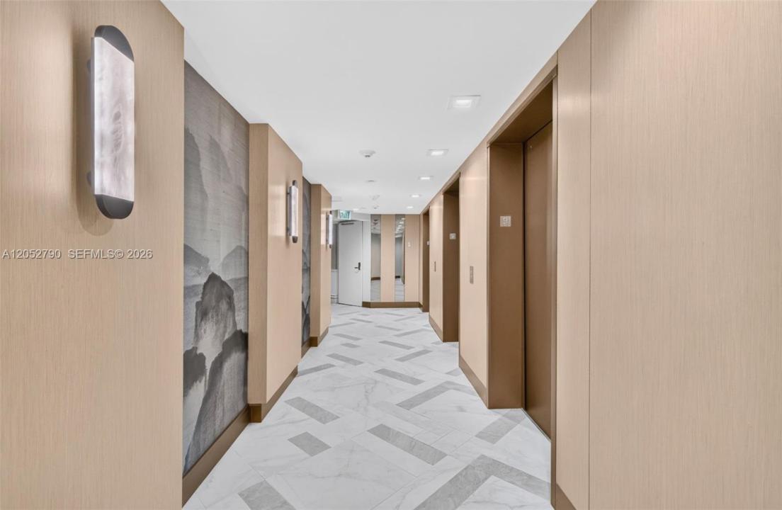 2800 ISLAND BL 904, Aventura, Floride 33160, États-Unis