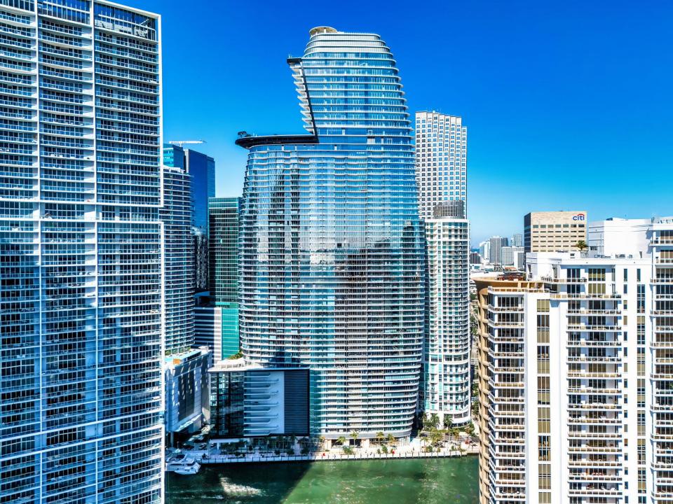 300 Biscayne Blvd Way 1508, Miami, Florida 33131, Estados Unidos