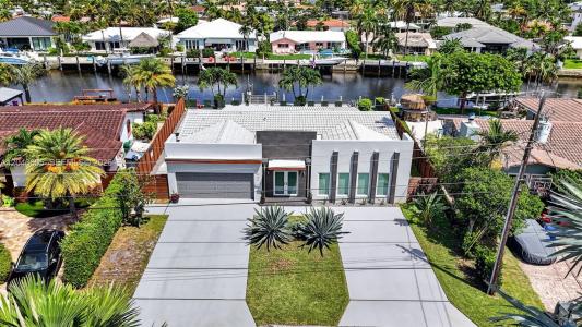 966 SE 9th Ave, Pompano Beach, Florida 33060, USA