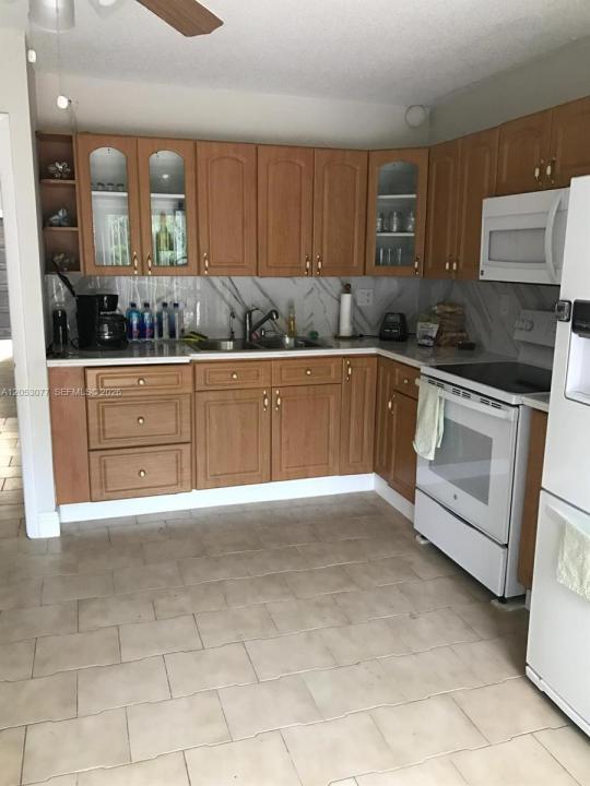 12247 SW 17th Ln 102-S, Miami, Floride 33175, États-Unis