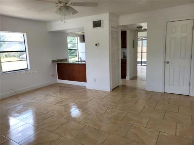 2005 Carlton drive 3, Melbourne, Florida 32935, Stati Uniti
