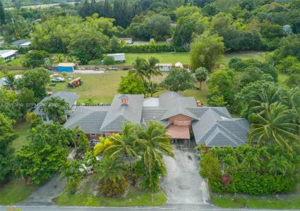 5400 Palm Tree Rd, Plantation, Florida 33317, Stati Uniti
