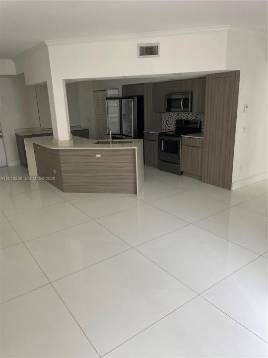 3155 NE 184th St 8105, Aventura, Florida 33160, Stati Uniti