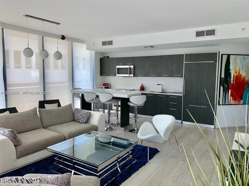 55 SW 9th St 2706, Miami, Florida 33130, USA