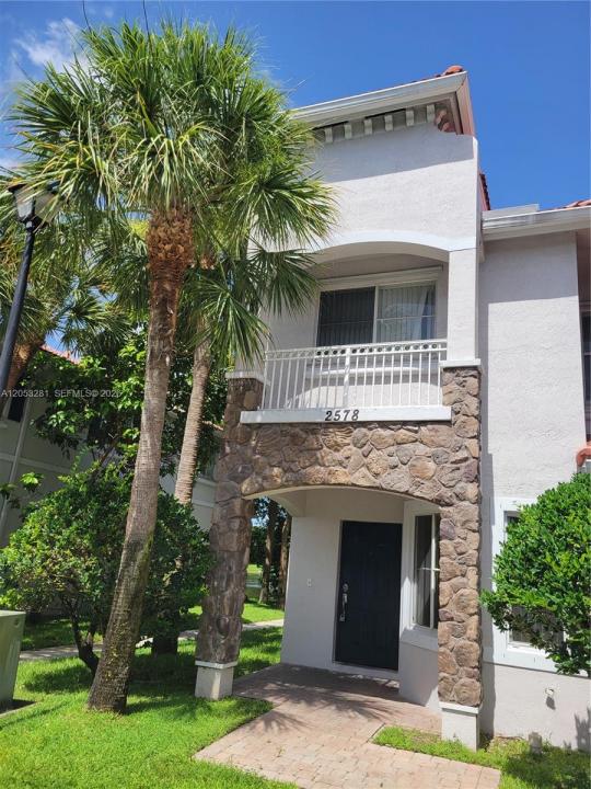 2578 SW 82 AV 101, Miramar, Floride 33025, États-Unis