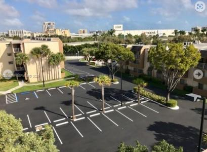 7787 SW 86th St E-203, Miami, Florida 33143, USA