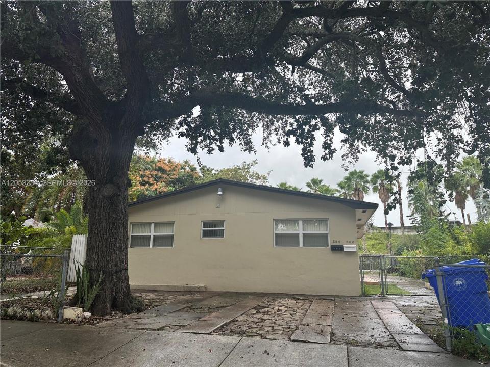 280 NW 39th St *, Miami, 플로리다 33127, 미국