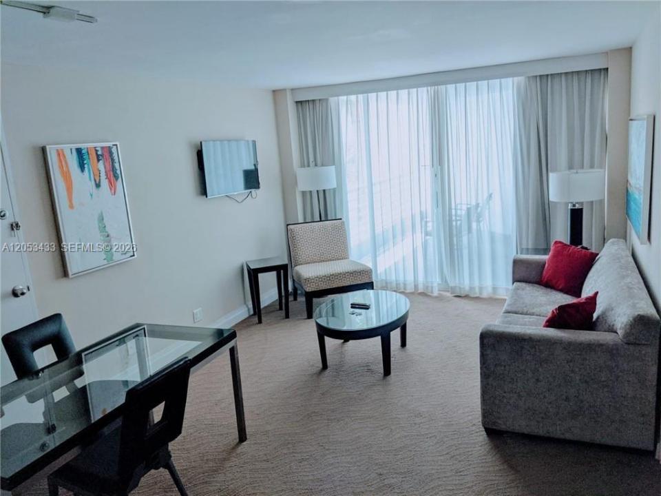 2670 E Sunrise Blvd 523, Fort Lauderdale, Floride 33304, États-Unis