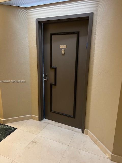 3600 Yacht Club Dr 504, Aventura, Floride 33180, États-Unis