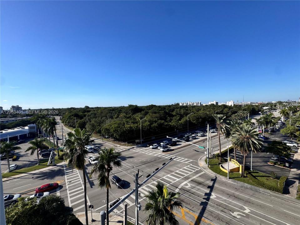 13499 Biscayne Blvd 703, North Miami, فلوريدا 33181, الولايات المتحدة