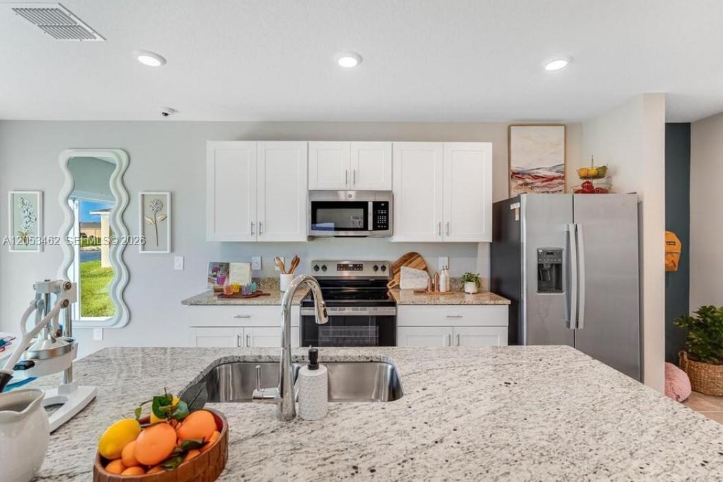 6518 Equinox Lane, North Fort Myers, Floride 33917, États-Unis