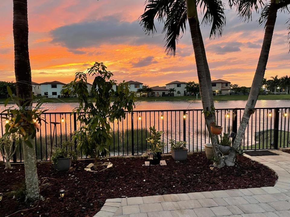 132 NE 26th Ave, Homestead, Floride 33033, États-Unis