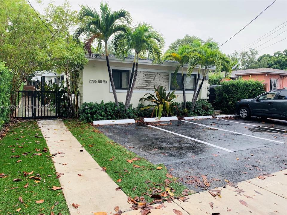 2786 SW 32nd Ave 2790, Miami, Florida 33133, USA