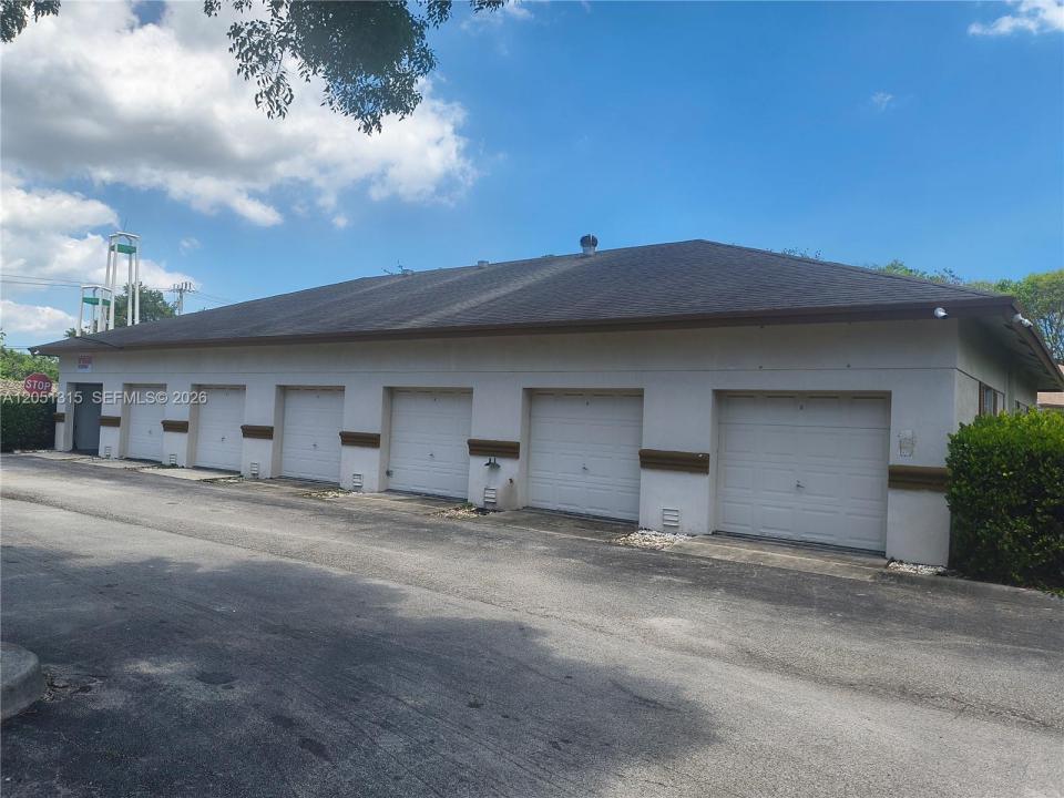 6100 Boulevard Of Champions, North Lauderdale, Floride 33068, États-Unis