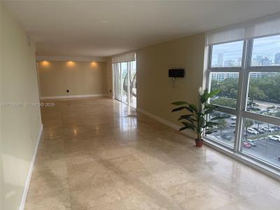 145 SE 25th Rd 1003, Miami, Florida 33129, USA
