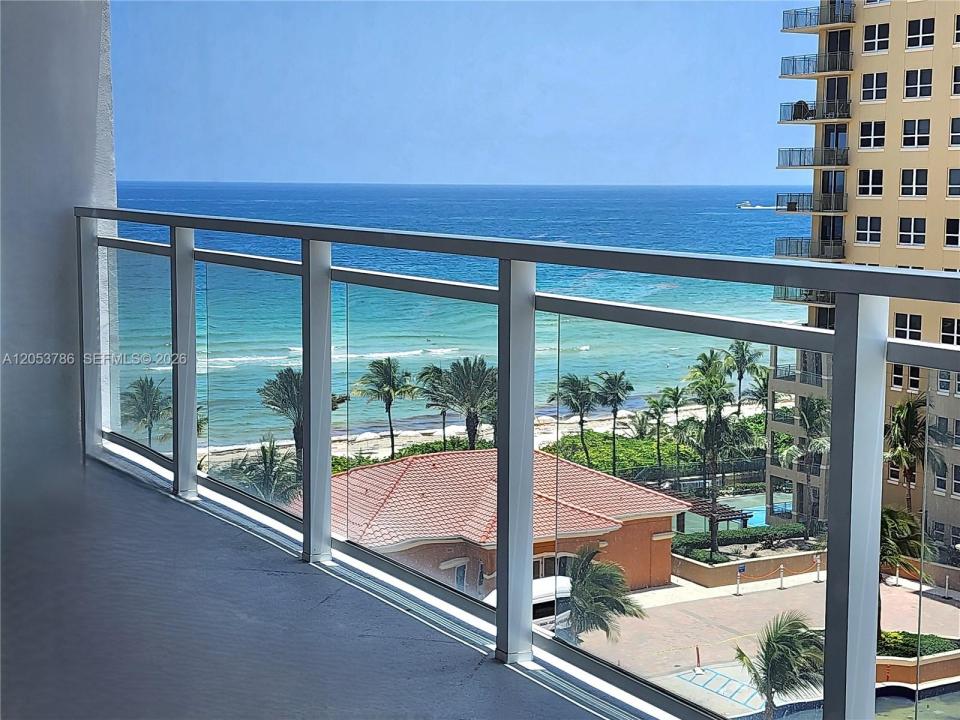 2030 S Ocean Dr 810, Hallandale Beach, Floride 33009, États-Unis